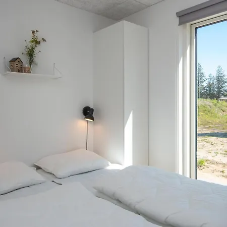 Ferienhaus In With Wifi Romo