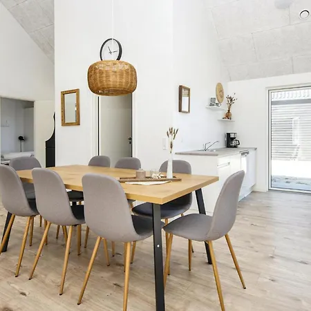 In With Wifi Holiday home